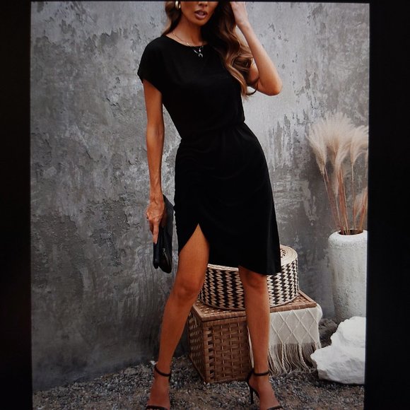 069. Black Side Shirring Short Sleeve Mini Dress Size S - Picture 2 of 13